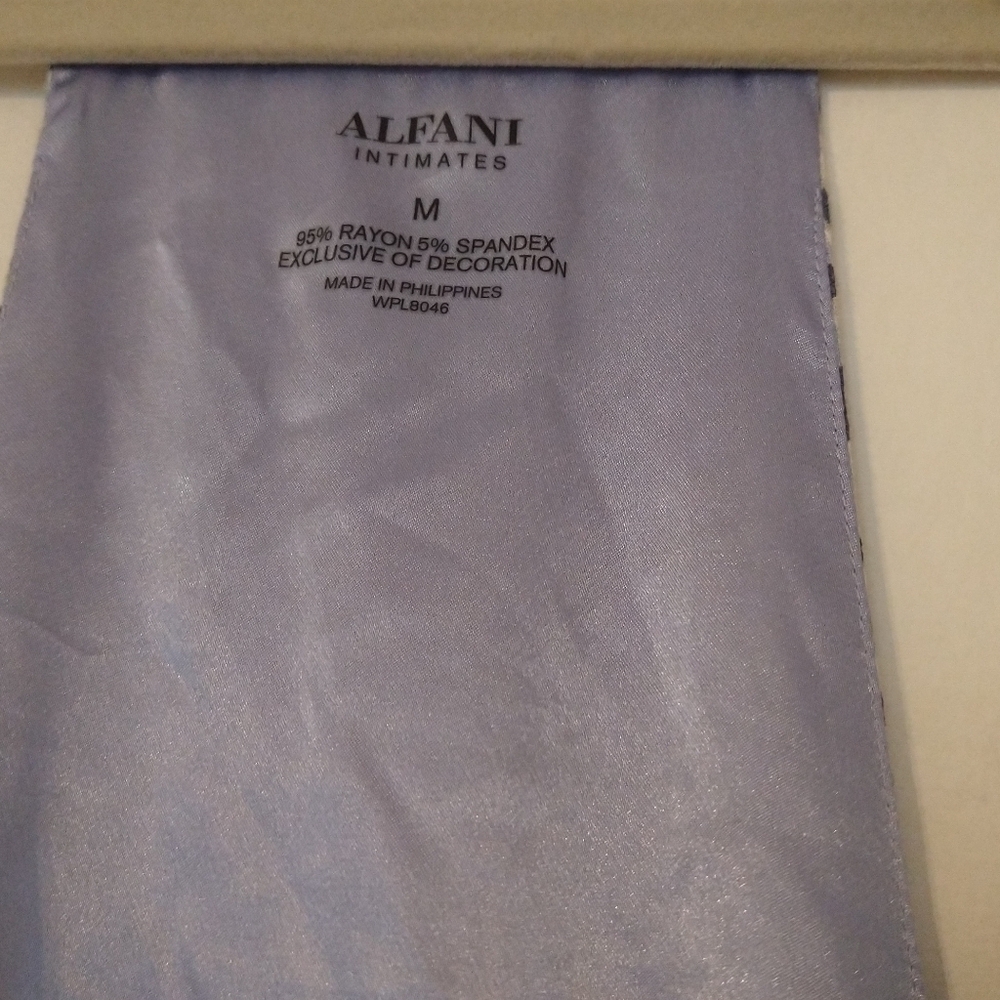 Soma+Alfini 💖 lingerie wear slip 💖Size M - Picture 2 of 8